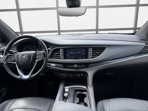 Used 2024 Buick Enclave Essence w/ Experience Buick Package AWD/4WD image 16