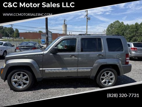 Used 2012 Jeep Liberty Sport AWD/4WD image 1