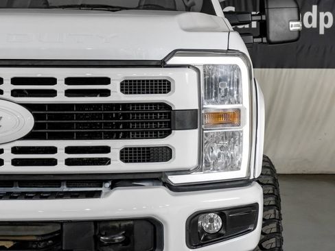 Used 2024 Ford F250 XLT w/ FX4 Off-Road Package AWD/4WD image 40