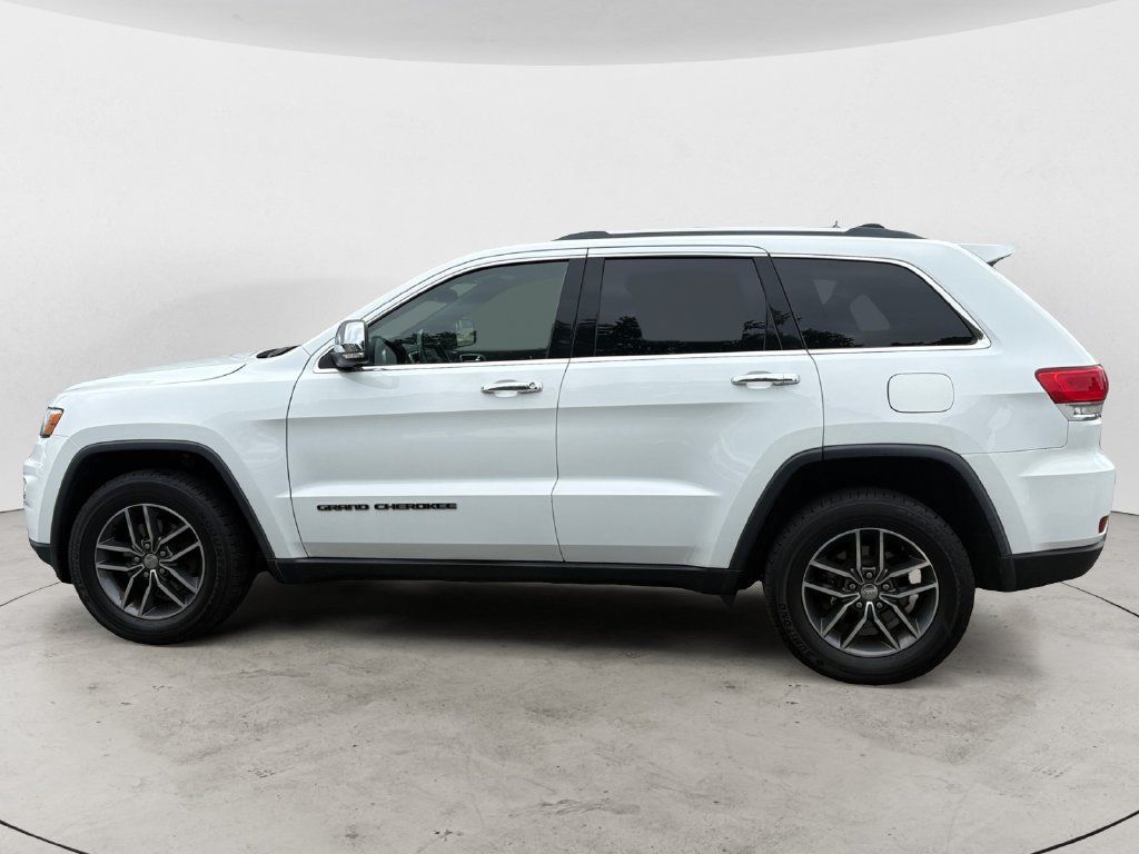 Used 2018 Jeep Grand Cherokee Limited AWD/4WD image 6
