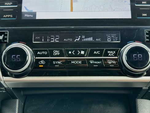 Used 2018 Subaru Outback 2.5i Touring AWD/4WD image 18