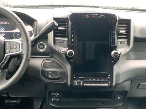 Used 2025 RAM 3500 Tradesman AWD/4WD image 31