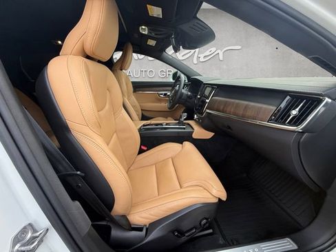 Used 2021 Volvo S90 T6 Inscription w/ Protection Package Premier AWD/4WD image 24