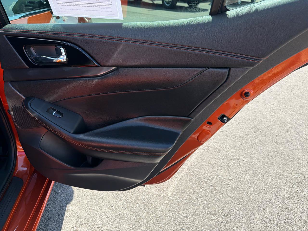 Used 2020 Nissan Maxima SR w/ Sport Mat Group FWD image 15