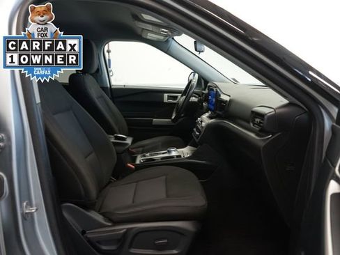 Certified 2022 Ford Explorer XLT image 33