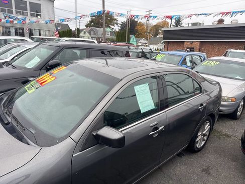 Used 2012 Ford Fusion SEL image 2