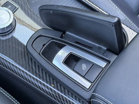 Used 2014 Mercedes-Benz SLK 250 image 29