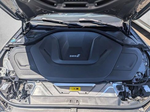 New 2026 BMW i4 xDrive40i AWD/4WD image 17