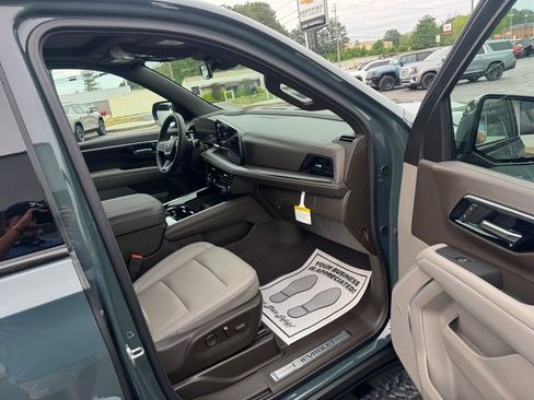 New 2026 Chevrolet Tahoe Z71 w/ Z71 Off-Road Package AWD/4WD image 15