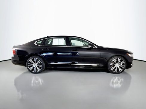 Certified 2025 Volvo S90 B6 Plus AWD/4WD image 8