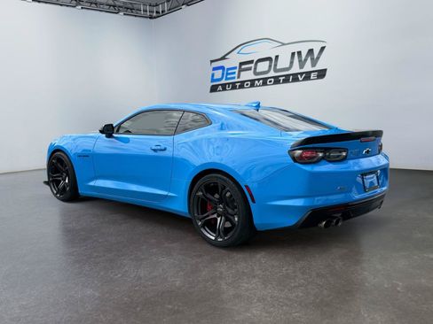 Used 2022 Chevrolet Camaro SS RWD image 5