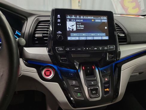 Used 2023 Honda Odyssey Touring image 14