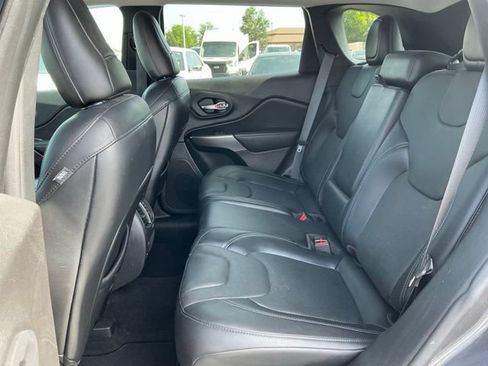 Used 2020 Jeep Cherokee Limited AWD/4WD image 20