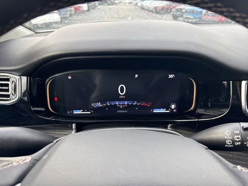 Used 2022 Jeep Wagoneer Series III image 38