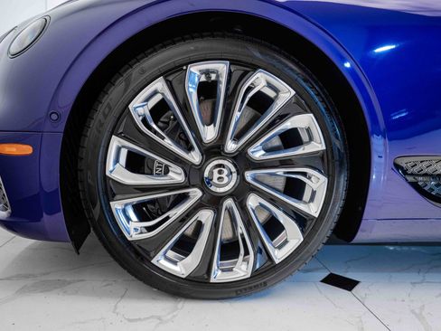 Used 2024 Bentley Continental GT Mulliner image 6