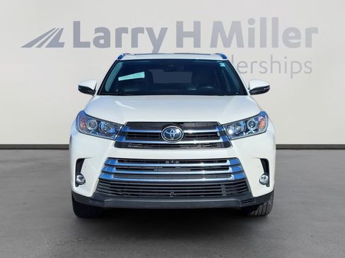Used 2019 Toyota Highlander Limited Platinum image 8
