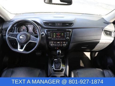 Used 2020 Nissan Rogue SL image 16