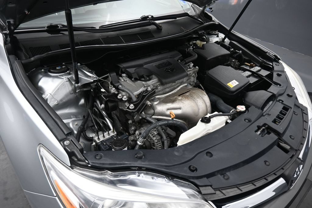 Used 2017 Toyota Camry LE FWD image 43