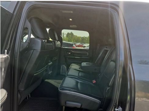Used 2019 RAM 2500 Limited image 8