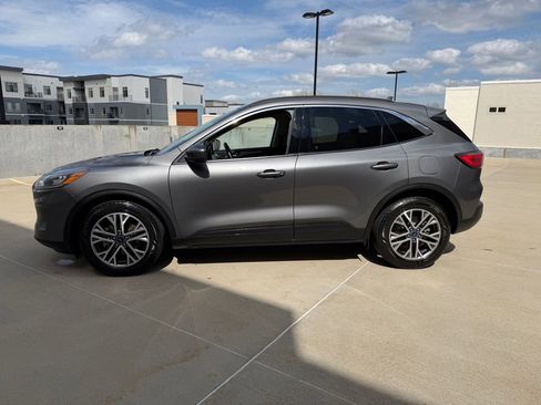 Used 2021 Ford Escape SEL image 4