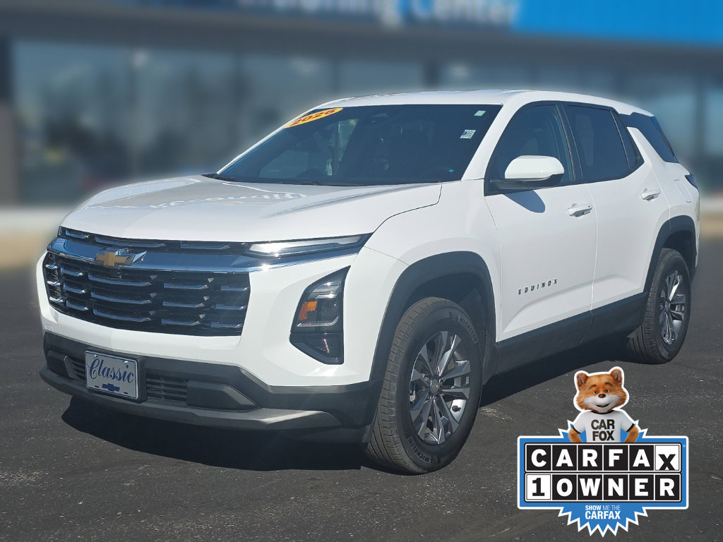 Used 2026 Chevrolet Equinox LT AWD/4WD image 3
