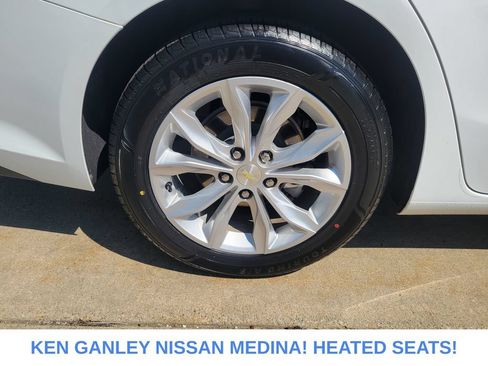 Used 2023 Chevrolet Malibu LT FWD image 21