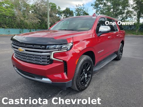 Used 2021 Chevrolet Suburban Premier image 1