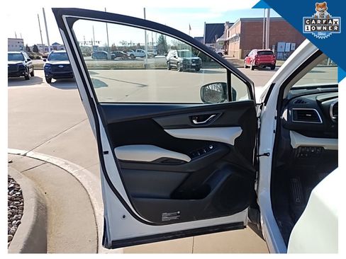 Used 2020 Subaru Ascent Premium w/ Convenience Package image 11