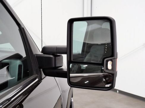 Used 2019 GMC Sierra 2500 SLT w/ Driver Alert Package AWD/4WD image 42