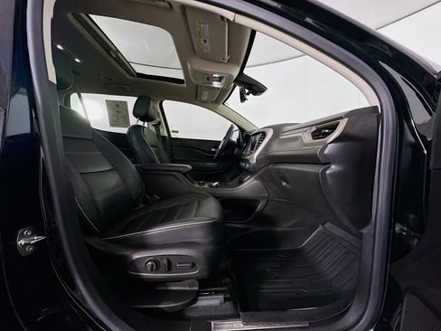 Used 2023 GMC Acadia Denali w/ Denali Ultimate Package FWD image 35