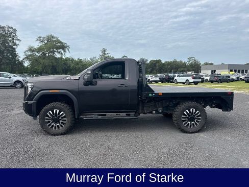 Used 2024 GMC Sierra 3500 Pro AWD/4WD image 2