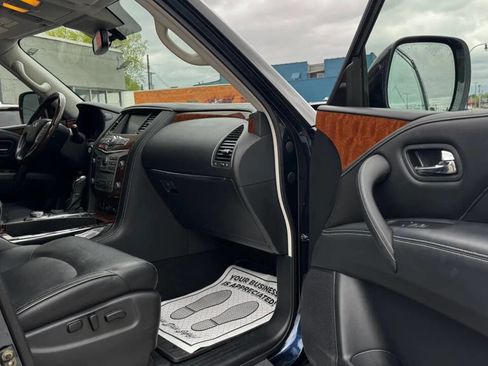 Used 2018 INFINITI QX80 4WD w/ Driver Assistance Package image 15