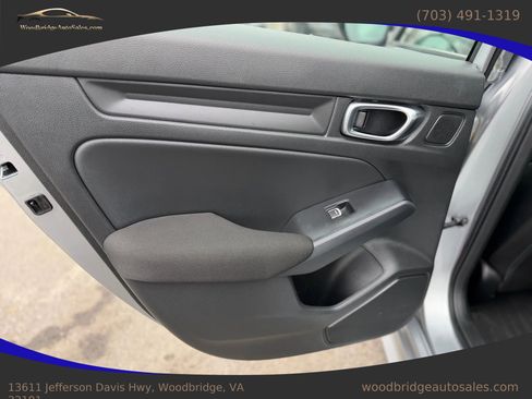 Used 2025 Honda Civic Sport image 12