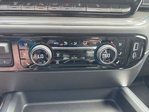 Used 2024 Chevrolet Silverado 3500 High Country w/ High Country Premium Package AWD/4WD image 19