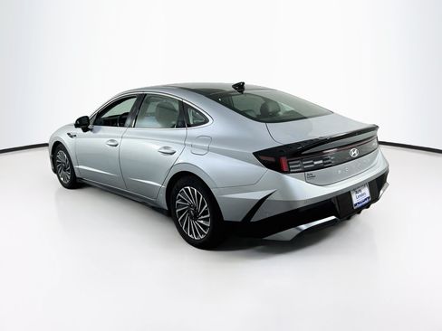 Used 2024 Hyundai Sonata Limited FWD image 7