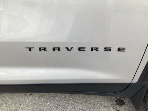 New 2026 Chevrolet Traverse Z71 w/ Driver Confidence Package image 10