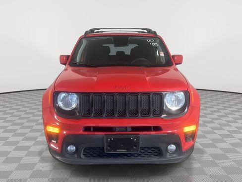 Used 2022 Jeep Renegade Latitude image 2