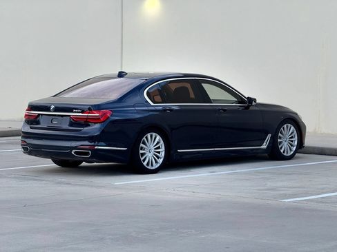 Used 2016 BMW 740i RWD image 7