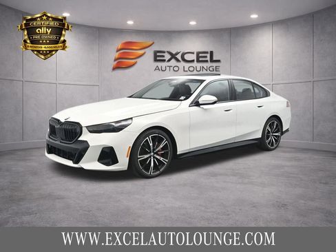 Used 2024 BMW 530i xDrive w/ M Sport Package AWD/4WD image 1