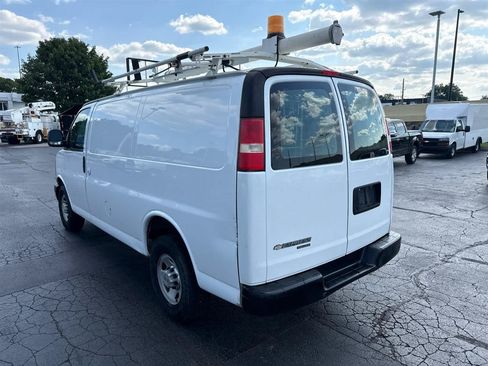 Used 2012 Chevrolet Express 2500 RWD image 6