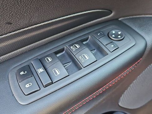 Used 2025 Dodge Durango GT w/ Blacktop Package image 25