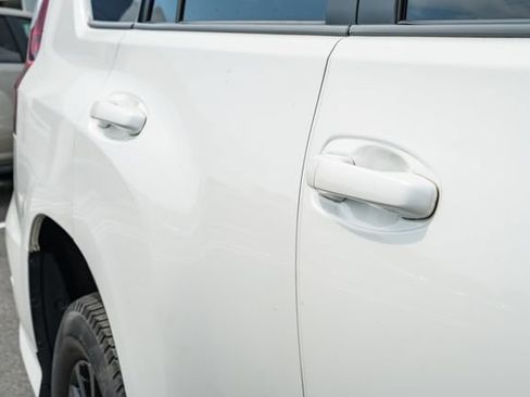 Used 2022 Lexus GX 460 w/ Black Line Special Edition AWD/4WD image 12