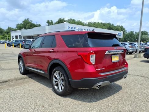 Certified 2023 Ford Explorer Limited w/ Equipment Group 301A AWD/4WD image 5