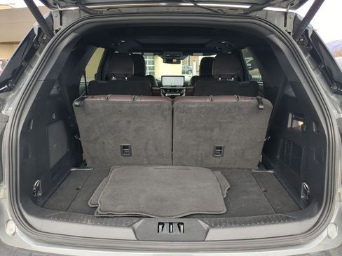 Used 2025 Ford Explorer Platinum w/ LUX Leather Package image 32