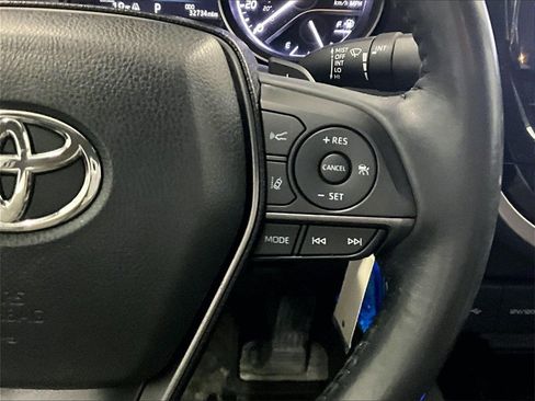 Used 2022 Toyota Camry SE image 24