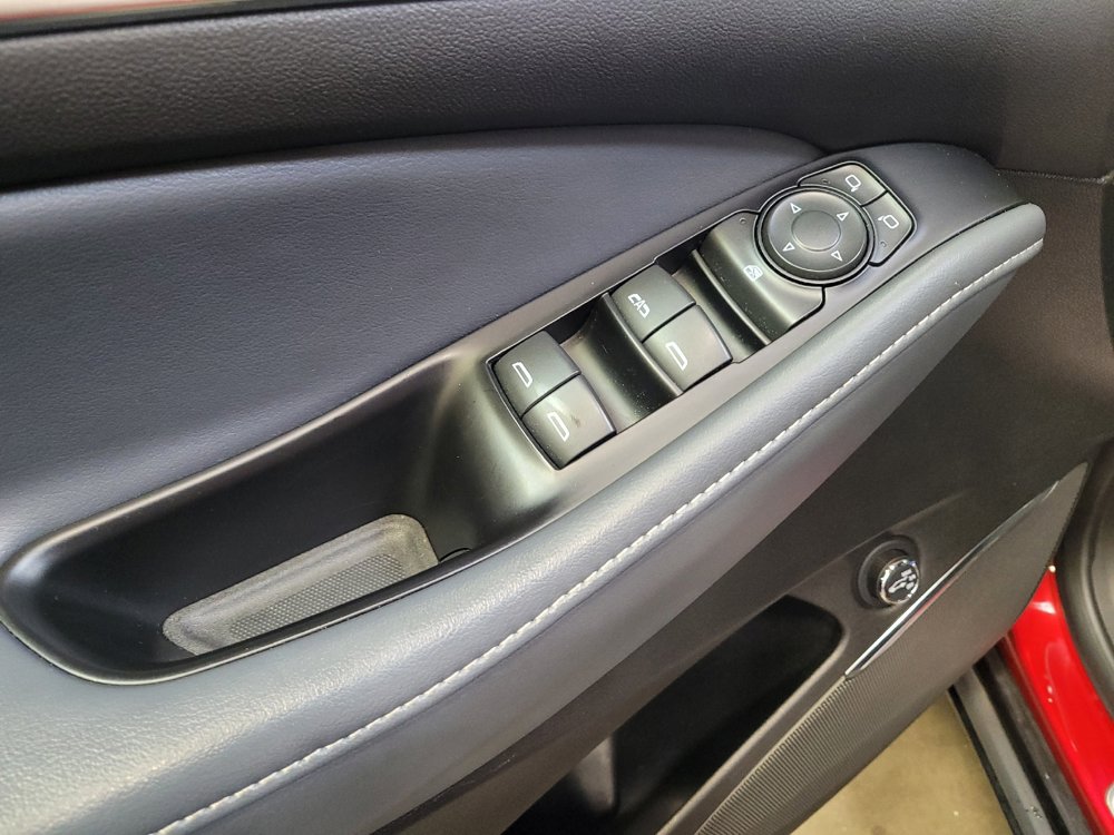 Used 2023 Buick Enclave Essence w/ Sport Touring Edition FWD image 27