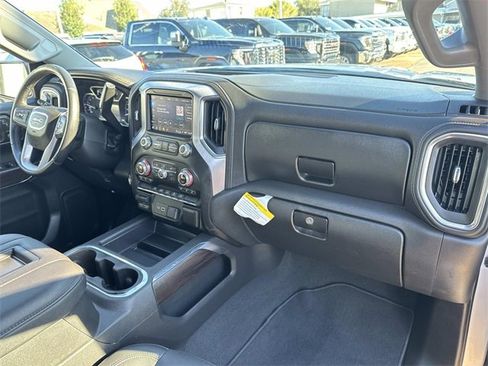 Used 2021 GMC Sierra 1500 SLT image 16