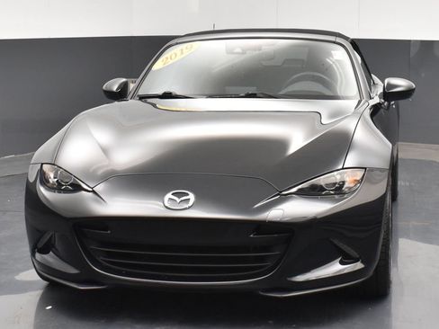 Used 2019 MAZDA MX-5 Miata Grand Touring RWD image 12