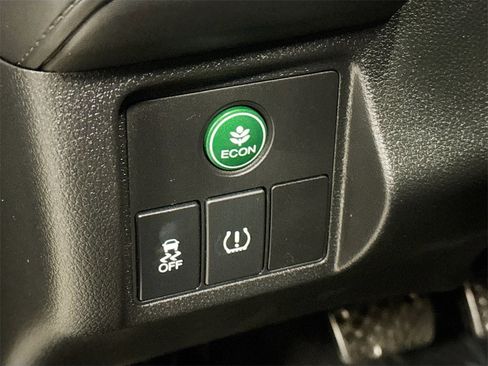 Used 2019 Honda HR-V Sport image 10