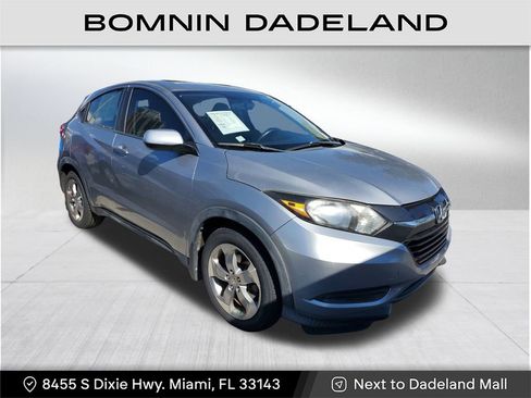 Used 2017 Honda HR-V LX image 1